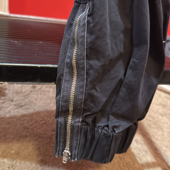 J Brand Navy  Joggers. Size 26 - Picture 6 of 6